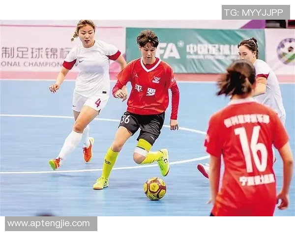 足球明星粉丝热情高涨现场狂欢瞬间尽显魅力与激情 足球明星粉丝热情高涨现场狂欢瞬间尽显魅力与激情